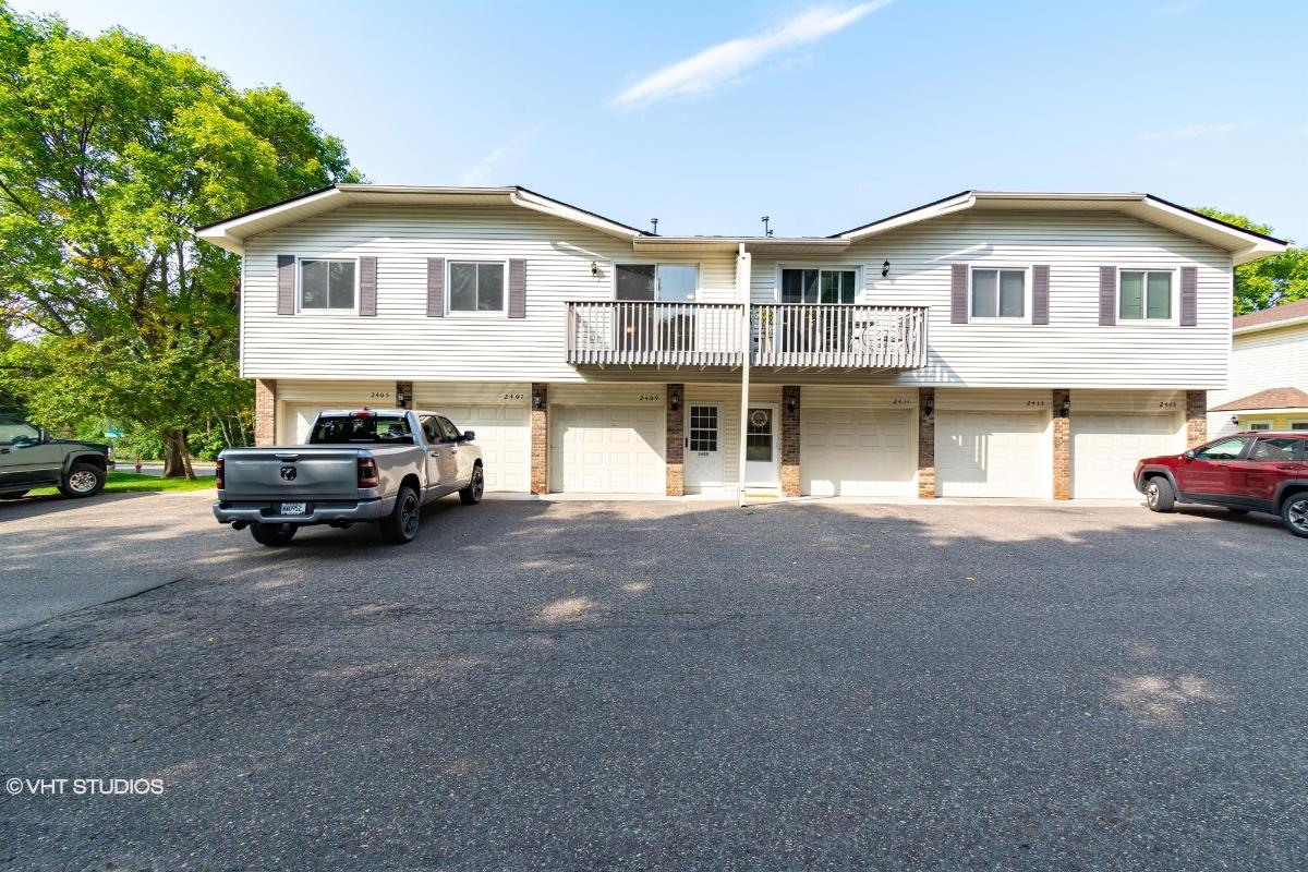 2409 Grenadier Ave N Oakdale Mn 55128 Homepath Com